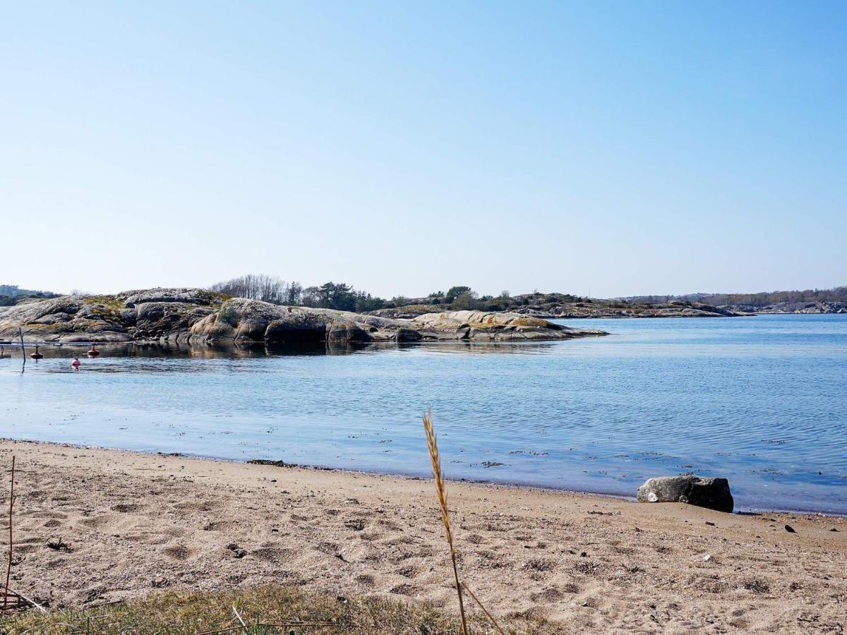 6 Person Holiday Home In Str Mstad Strömstad Extérieur photo